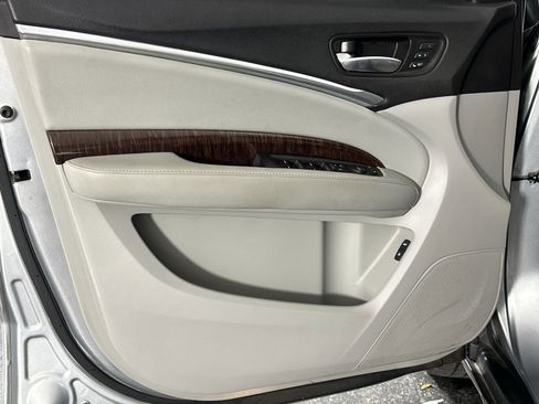Used 2018 Acura MDX FWD w/ Technology Package image 29