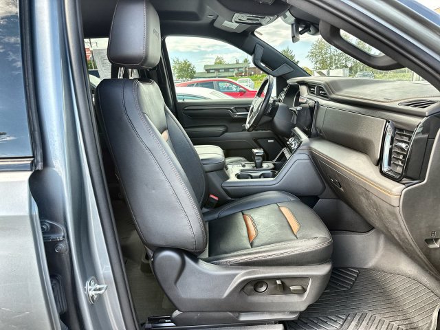 Used 2023 GMC Sierra 1500 AT4 w/ AT4 Premium Package AWD/4WD image 23