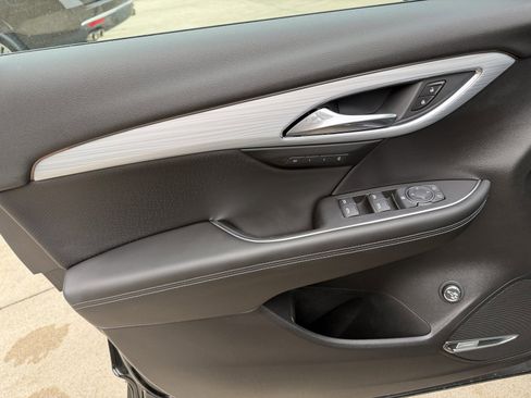 New 2026 Buick Envision Avenir image 9