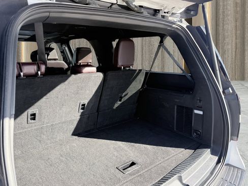 Used 2023 Ford Expedition Max Limited image 14