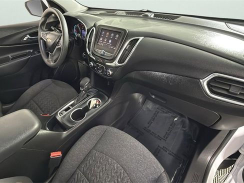 Certified 2022 Chevrolet Equinox LT image 30