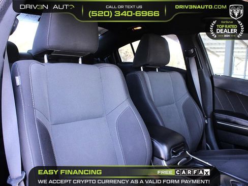 Used 2016 Dodge Charger SXT image 16