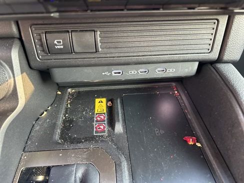 Used 2024 Toyota Land Cruiser image 15