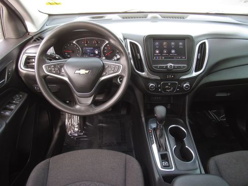 Used 2023 Chevrolet Equinox LT image 16