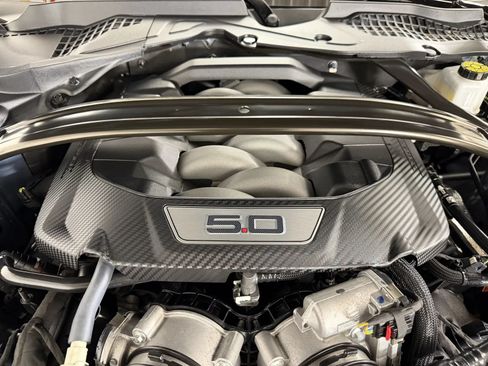 Used 2024 Ford Mustang GT Premium w/ GT Performance Package RWD image 9
