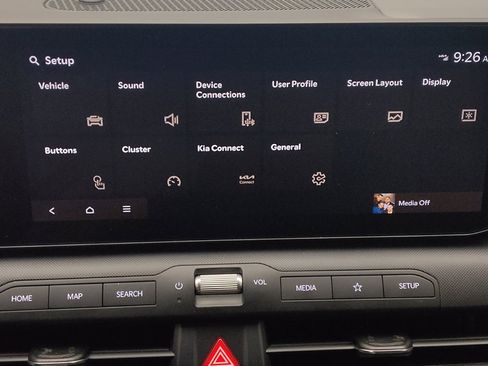 Used 2025 Kia K4 FWD image 25