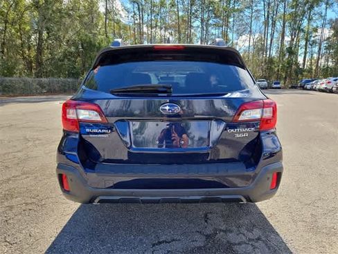 Used 2018 Subaru Outback 3.6R Limited image 5