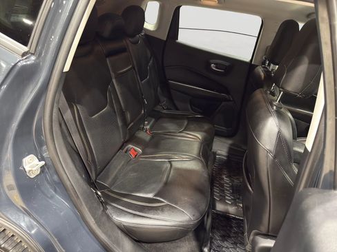 Used 2018 Jeep Compass Limited image 23