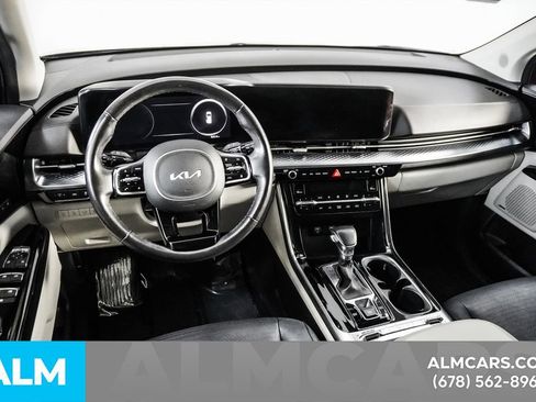 Used 2022 Kia Carnival SX Prestige image 25