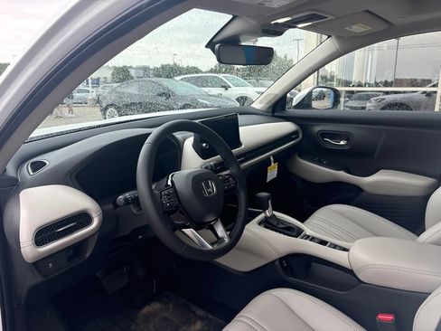Certified 2026 Honda HR-V EX-L image 10