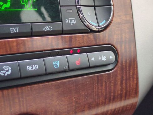 Used 2010 Ford Expedition Eddie Bauer image 37