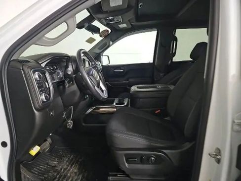 Used 2020 GMC Sierra 1500 Elevation image 3