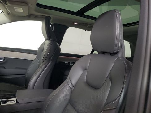 Used 2026 Volvo XC90 B6 Ultra AWD/4WD image 25
