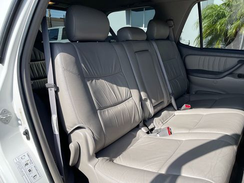 Used 2002 Toyota Sequoia Limited image 26