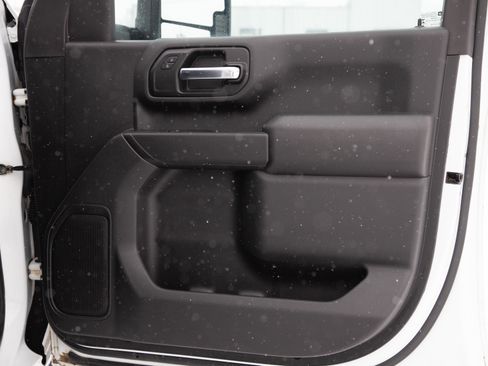 Used 2020 Chevrolet Silverado 2500 W/T image 12