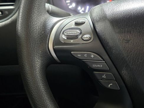 Used 2019 Nissan Pathfinder S FWD image 31