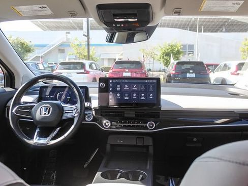Used 2024 Honda Prologue Touring image 16