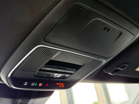 New 2026 Chevrolet Traverse RS w/ LPO, Floor Liner Package image 33