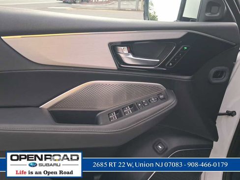 Used 2024 Acura MDX SH-AWD image 18