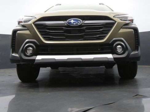 Certified 2025 Subaru Outback Limited XT image 41