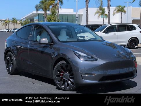Used 2022 Tesla Model Y Performance AWD/4WD image 1