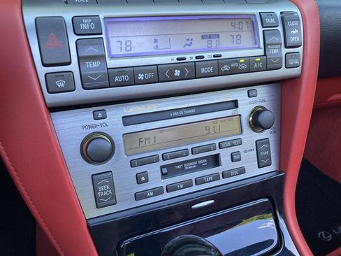 Used 2007 Lexus SC 430 Convertible RWD image 27