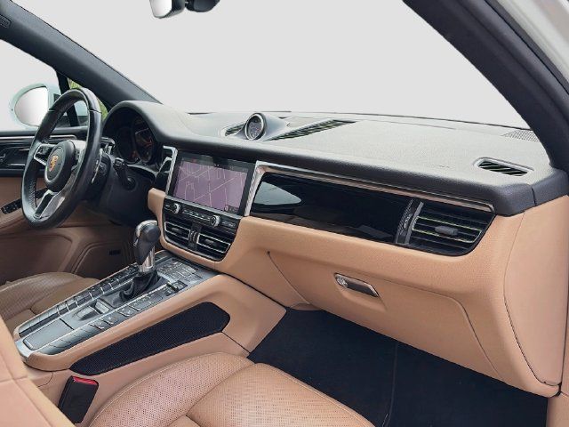 Used 2019 Porsche Macan AWD/4WD image 17