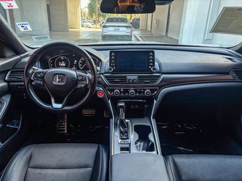 Used 2022 Honda Accord Sport image 15