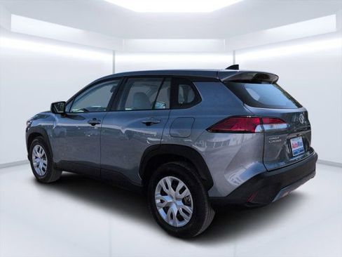 Used 2025 Toyota Corolla Cross L FWD image 5