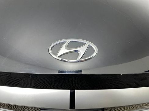 Used 2024 Hyundai Ioniq 5 SEL image 9