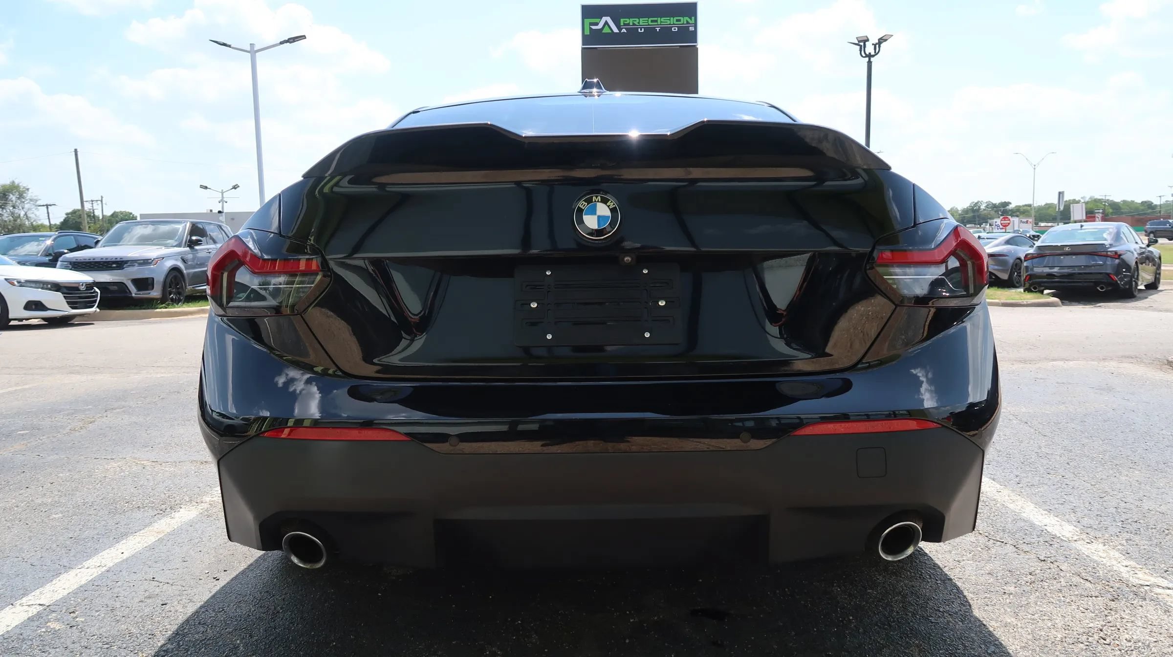Used 2024 BMW 230i Coupe w/ Convenience Package RWD image 9