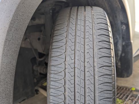 Used 2022 Nissan Pathfinder SL w/ SL Premium Package image 40