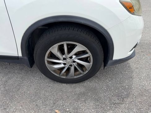 Used 2014 Nissan Rogue SL FWD image 4