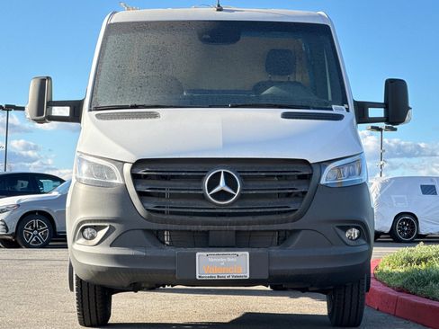 New 2024 Mercedes-Benz Sprinter 4500 image 8