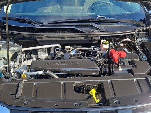 Used 2026 Nissan Rogue SV FWD image 29