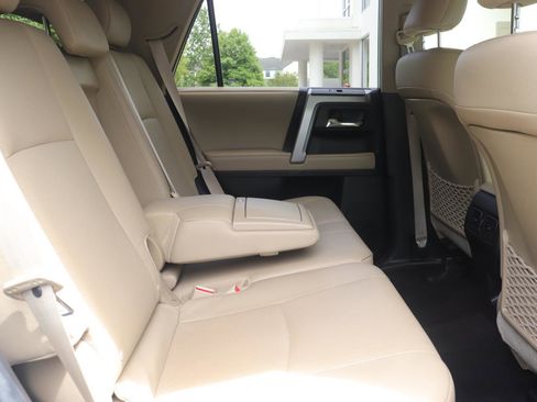 Used 2021 Toyota 4Runner Limited RWD image 21