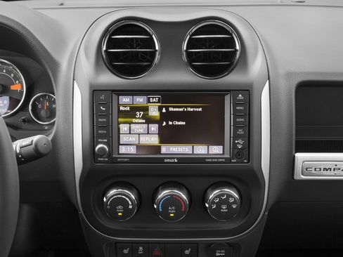 Used 2016 Jeep Compass High Altitude AWD/4WD image 13