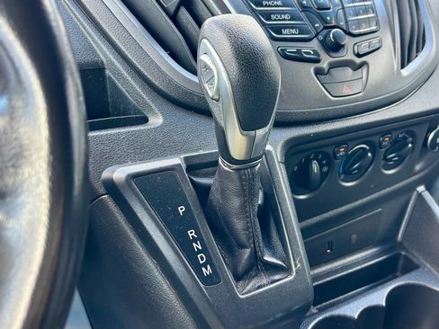 Used 2018 Ford Transit 250 148 High Roof image 18