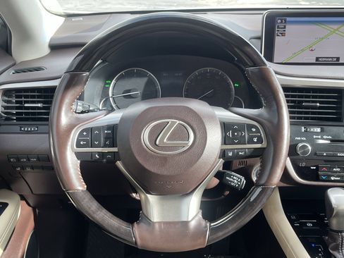 Used 2019 Lexus RX 350L Luxury w/ Accessory Package FWD image 18