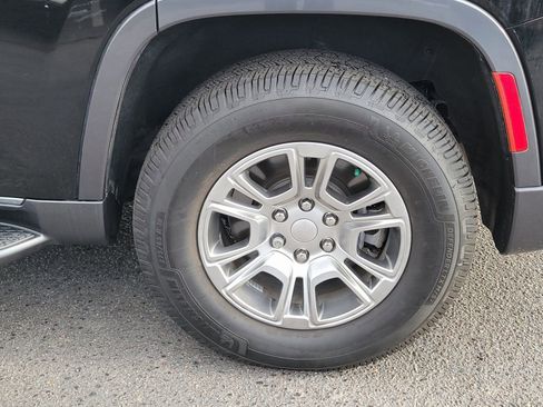 Used 2022 Jeep Wagoneer Series I image 13