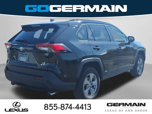Used 2025 Toyota RAV4 LE AWD/4WD image 7