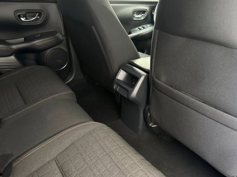 Certified 2024 Honda HR-V Sport image 28