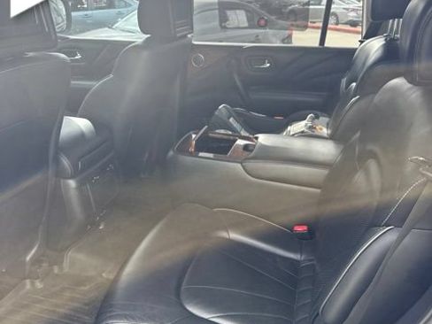 Used 2017 INFINITI QX80 4WD w/ Deluxe Technology Package image 10
