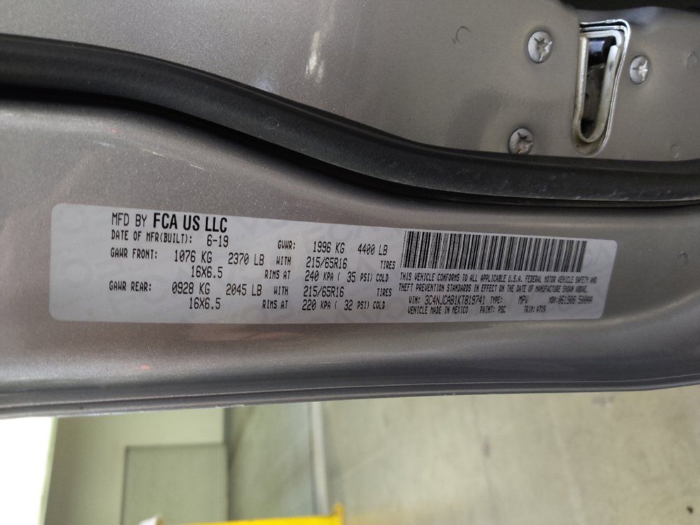 Used 2019 Jeep Compass Sport FWD image 33
