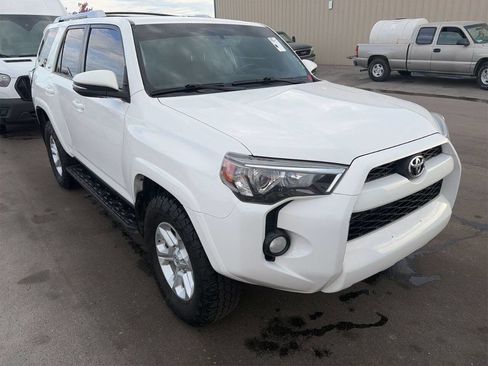 Used 2015 Toyota 4Runner SR5 Premium image 1