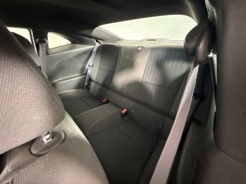 Used 2011 Chevrolet Camaro LS RWD image 23