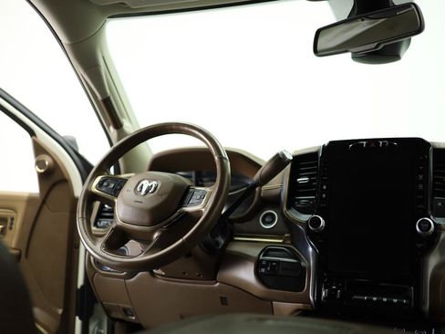 Used 2024 RAM 3500 Limited image 63