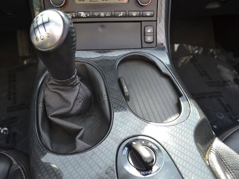Used 2006 Chevrolet Corvette Convertible w/ Preferred Equipment Group RWD image 17