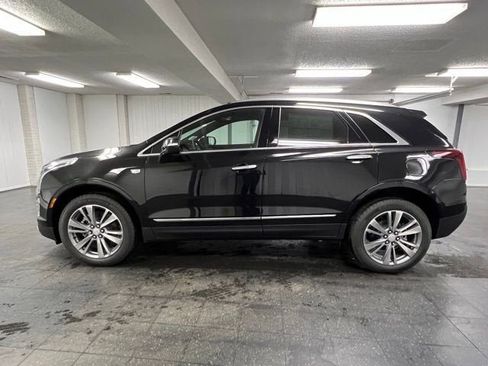 New 2025 Cadillac XT5 Premium Luxury w/ LPO, Floor Liner Package image 2