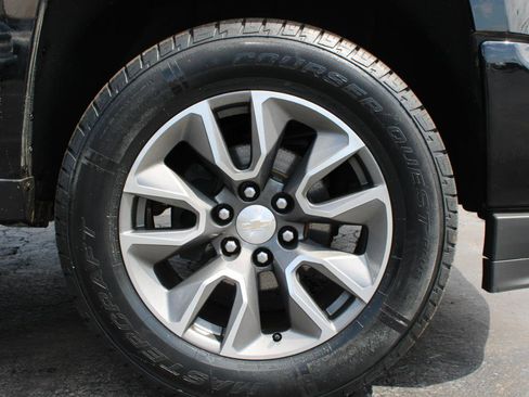 Used 2018 Chevrolet Silverado 1500 Custom w/ Custom Value Package image 48